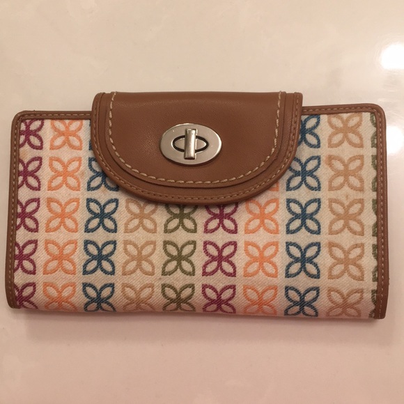 Relic Wallet - Picture 1 of 3